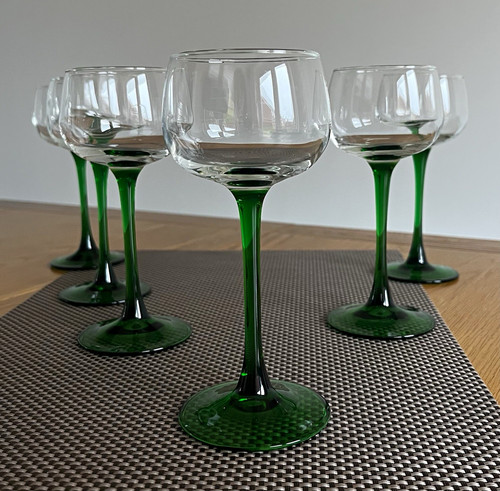 Vintage green stem - stem, wine