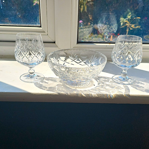 Clear cut glass piece - cut, 2
