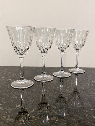 Diamond pattern wine glasses - diamond,