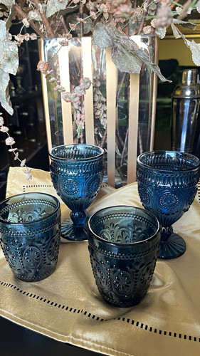 Beautiful set 4pc - of, 2